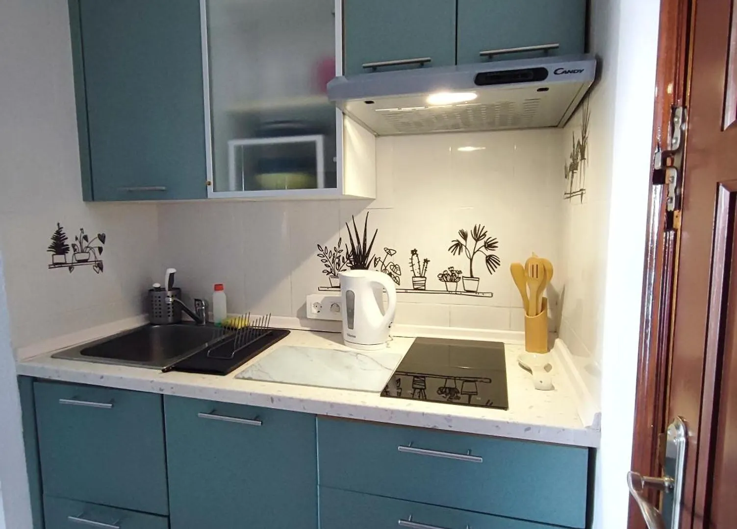 Ampio Appartamento In Ocean View Ov311 أذيخي 0*,